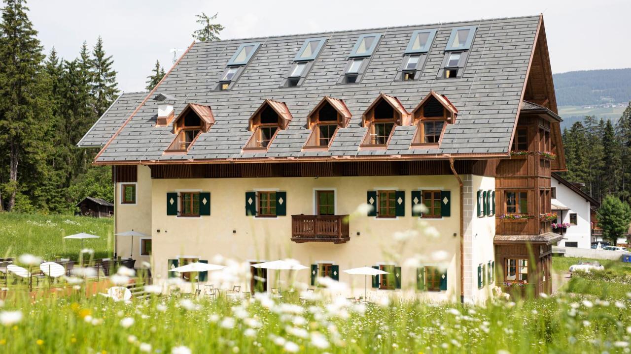 Natura Boutique Chalet Wellness Spa Доббиако Экстерьер фото
