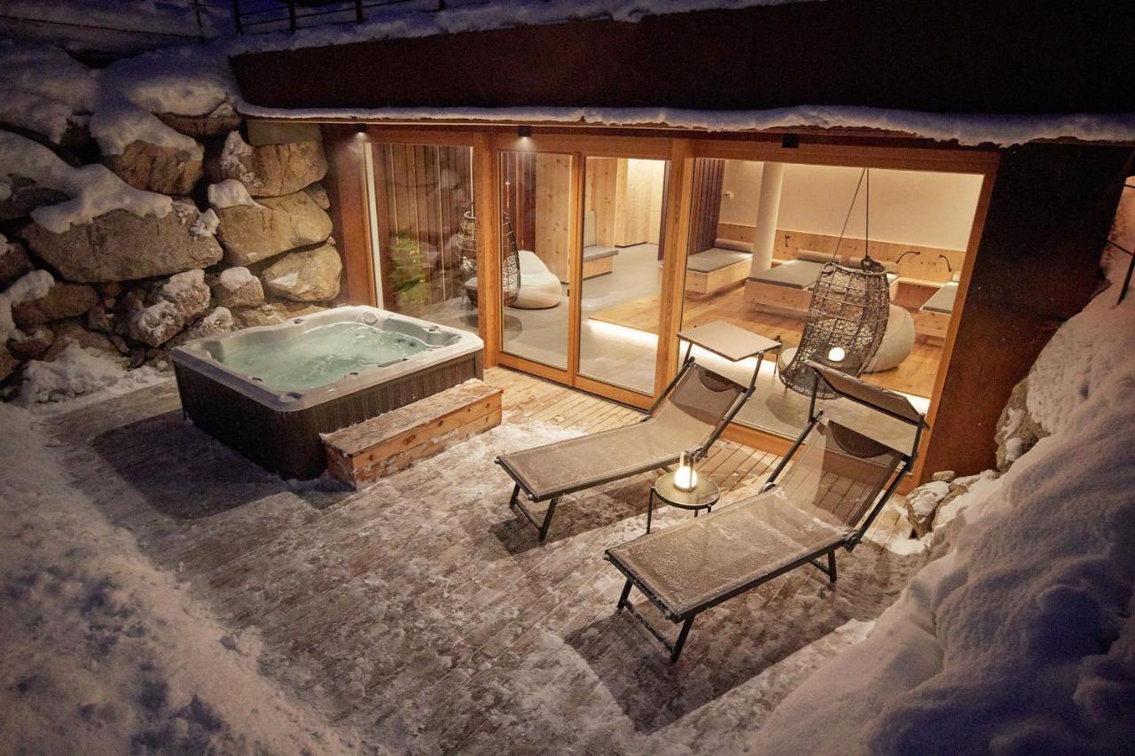 Natura Boutique Chalet Wellness Spa Доббиако Экстерьер фото